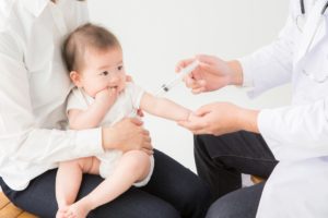 赤ちゃんに受けさせる予防接種の種類・年齢・基礎知識